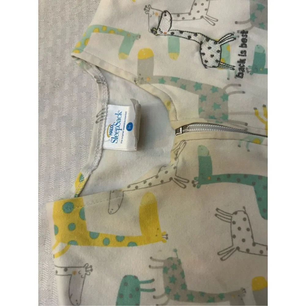 Halo Sleep sack green giraffes M 6-9m  100 cotton (discoloration around the neck